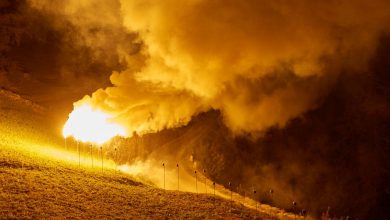 Photo of foto | O zonă din Alpii elvețieni „s-a aprins” aseară. „De parcă ardeau 100 de milioane de lumânări”
