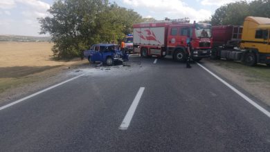 Photo of foto | Grav accident la Cimișlia! Un șofer a decedat, mai multe persoane sunt rănite, iar un copil – în stare de șoc
