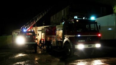 Photo of foto | Incendiu într-un bloc locativ din Bălți! Un minor și un tânăr au fost transportați la spital