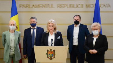 Photo of Violeta Ivanov a chemat deputații la unitate: Să lăsăm războiul politic la o parte, suntem aleșii poporului