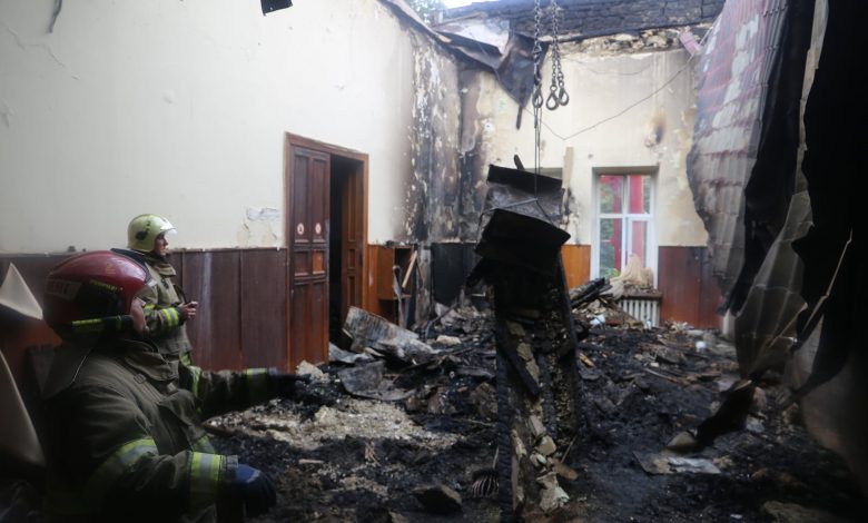 Photo of foto | Cum arată interiorul Filarmonicii Naționale după incendiu. Imagini cu sala de concerte și culoarul acesteia