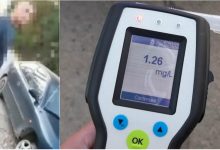 Photo of video | Un tânăr, prins a treia oară beat la volan, fără cauciuc la o roată și permis de conducere. „Nu putea dialoga”