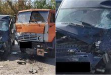 Photo of Accident grav la Ciocana! Două persoane au avut nevoie de îngrijiri medicale după ce un camion și un microbuz s-au tamponat violent