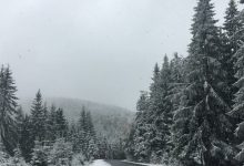 Photo of video | În România a căzut prima ninsoare! Cea mai înaltă șosea de peste Prut a fost acoperită de zăpadă
