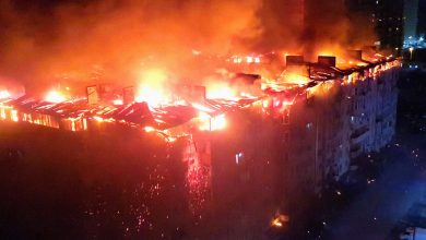 Photo of foto, video | Nuntă incendiară în Rusia? Aproximativ 90 de apartamente au fost distruse de flăcări după ce în fața blocului s-ar fi lansat artificii