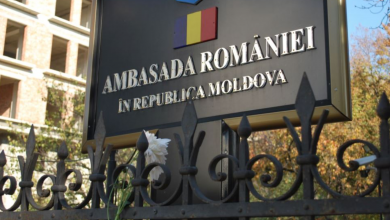 Photo of Ambasada României la Chișinău: Începând de miercuri vor fi reluate ceremoniile de depunere a jurământului