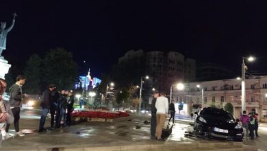 Photo of foto | Cum a ajuns un Porsche Panamera la picioarele monumentului Ștefan cel Mare din capitală și ce riscă șoferul