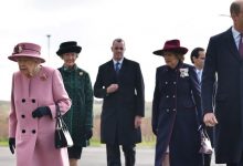 Photo of Regina Elizabeth II, criticată pentru că nu a purtat masca la un eveniment public. Reacția Palatului Buckingham