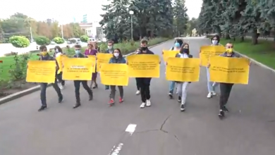 Photo of video | Scrisoare către Chicu. Tinerii PAS au organizat un flashmob și i-au adresat 10 întrebări