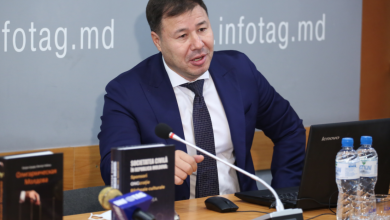 Photo of video | O carte lansată de socialistul Țîrdea a stârnit dezaprobarea mai multor ONG-uri și a ambasadorului UE la Chișinău: „Sunt consternat”