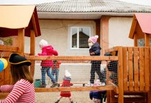 Photo of foto | Deputatul Pentru Moldova, Corneliu Padnevici, a inaugurat un teren de joacă în raionul Soroca: Sunt investiții în viitorul nostru