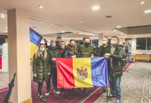 Photo of foto | Ce au făcut peste 350 de alegători din Londra când nu au mai rămas buletine? O moldoveancă povestește atmosfera de la prezidențiale