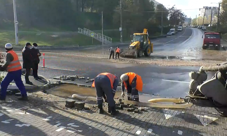 Photo of video | Inundația de pe str. Albișoara a lăsat fără apă o parte din sectorul Centru și nu are legătură cu reparația recentă a străzii, susține municipalitatea