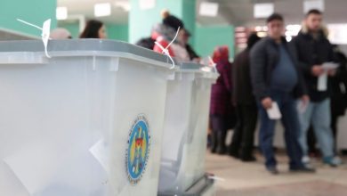 Photo of listă | La Căușeni, un grup de alegători ar fi întrebat unde-și pot primi banii pentru votul acordat. Ce alte încălcări au depistat observatorii Promo-Lex pe parcursul zilei?