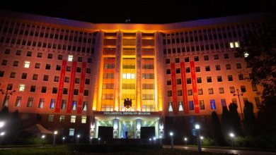 Photo of Parlamentul manifestă solidaritate față de femeile victime ale violenței.  Clădirea Legislativului – iluminată în oranj
