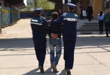 Photo of video | Ar fi furat 495 de lei, dar ar putea întoarce 42.500. Un bărbat, reținut de poliție pentru pungășie