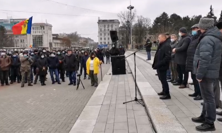 Photo of video | Agricultorii, din nou în fața Executivului. „Nu putem construi rachete, dar puteam face pâine și vinuri gustoase”
