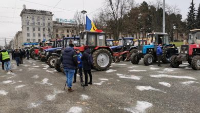 Photo of foto, video | În lipsa unui „răspuns responsabil” până luni, agricultorii vor reveni marți în PMAN