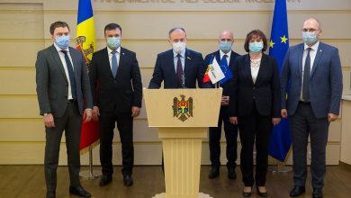 Photo of Pro Moldova: „Coaliția Dodon-Șor a votat pentru creșterea inflației, pentru o nouă limbă de stat și pentru divizarea societății”
