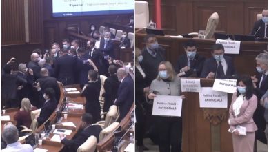 Photo of video | Altercații în plenul Parlamentului: DA și PAS nu i-au permis vicepremierului Pușcuța să prezinte politicile bugetar-fiscale