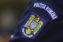 Photo of Un şofer din Republica Moldova, reţinut după ce ar fi încercat să mituiască poliţiştii români cu 400 de dolari