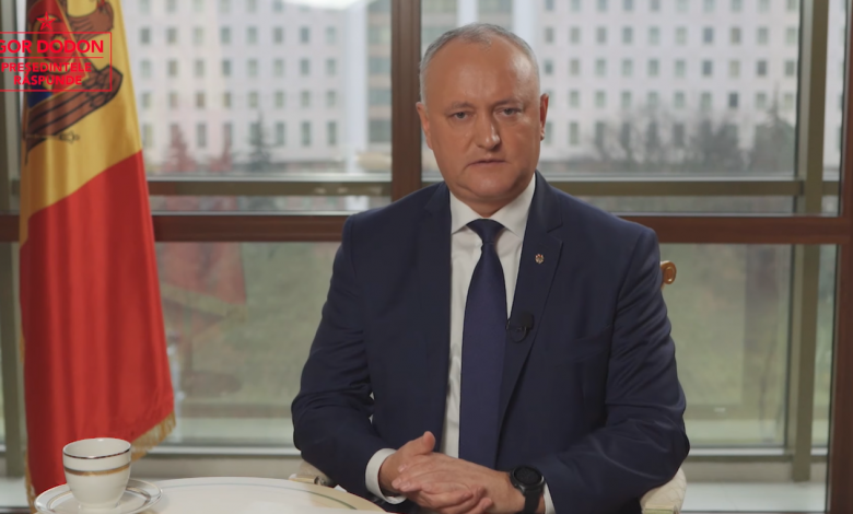 Photo of video | Ce buchet pregătește Dodon pentru inaugurarea Maiei Sandu: „În mijloc galben, în jur roșu”