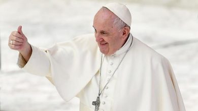 Photo of Decizie istorică la Vatican. Papa Francisc le permite femeilor să devină cititoare de liturghii