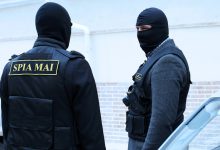Photo of foto | Câțiva polițiști de la IP Botanica ar fi luat mită pentru a mușamaliza un proces penal. Ce pedeapsă riscă