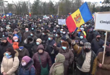 Photo of video, update | Protest în Piața Marii Adunări Naționale: „La pușcărie!”, „Jos mafia!” și „Anticipate!”