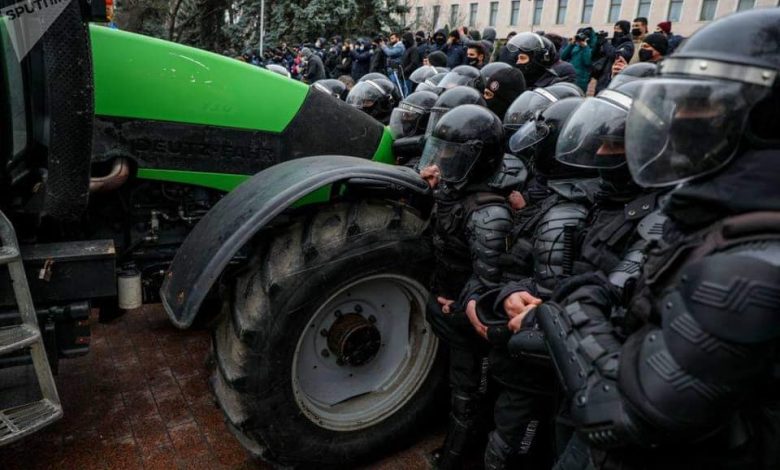 Photo of video | Nemulțumiți de amenzile primite, agricultorii au protestat la Ministerul de Interne. Reacția instituției