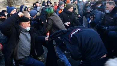 Photo of foto, video | Lupte de stradă în Rusia la -50 de grade între demonstranţii pro-Navalnîi şi poliţie. Protestatarii au venit la închisoarea opozantului