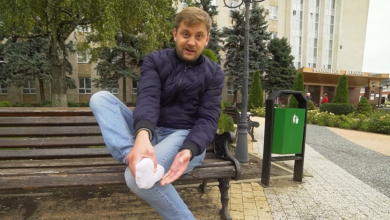 Photo of video | Experimentul unui blogger în Orhei: A mers în ciorapi albi prin centrul orașului „fără a se murdări”