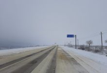 Photo of Atenție, șoferi! Carosabilul este lunecos, iar pe traseele din țară persistă poleiul și ceața