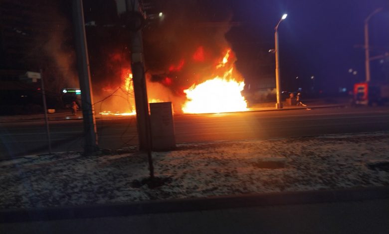 Photo of foto, video | Incendiu matinal în capitală. O stație de așteptare a ars