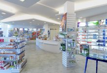 Photo of Românii ar putea fi testați în farmacii la COVID-19. „Nu putem exclude nicio discuție prin care să poată avea acces la vaccinare”