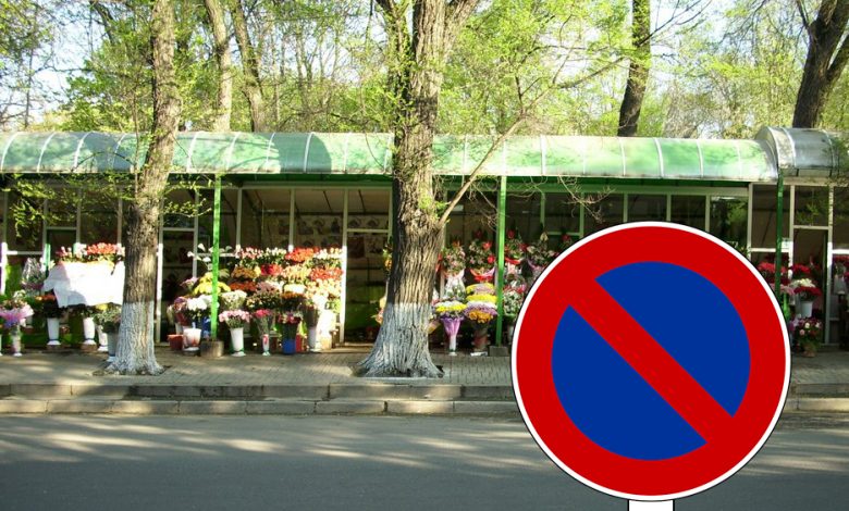 Photo of Comercianții de flori din strada Bodoni: Vânzările au scăzut după ce șoferilor li s-a interzis să parcheze pe ultima bandă de circulație