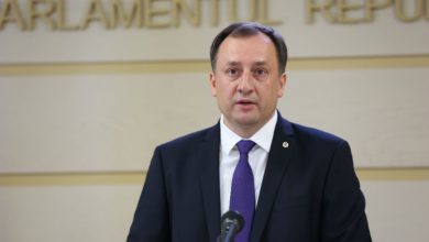 Photo of Două decizii în aceeași zi: După Jardan, și Ulanov rămâne fără imunitate parlamentară 