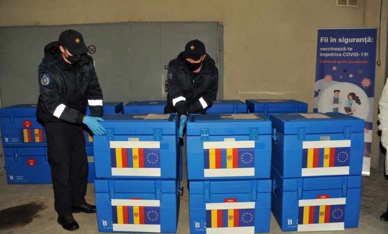 Photo of foto | Chișinăul a recepționat un lot de 50.400 de doze de vaccin AstraZeneca, donat de România