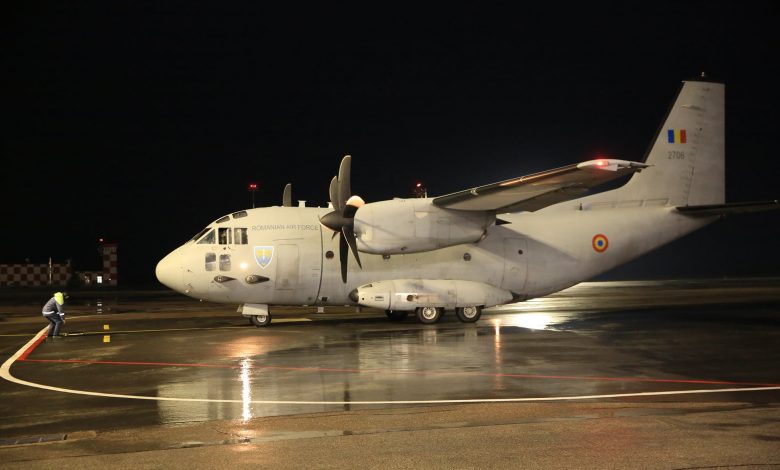 Photo of video | La Chișinău a aterizat aeronava Forțelor Aeriene Române care a adus ajutorul umanitar din partea NATO