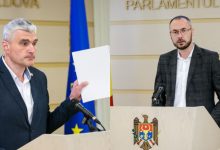 Photo of De la „frica de oameni” până la „o să analizăm argumentele”. Litvinenco și Slusari, despre eventuala stare de urgență