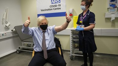 Photo of Boris Johnson s-a vaccinat cu AstraZeneca: „Nu am simţit practic nimic”