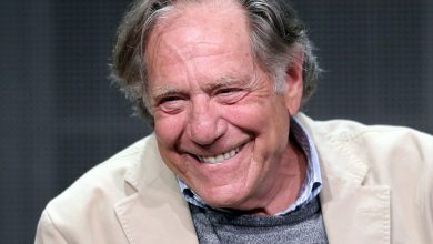 Photo of Actorul american George Segal a murit la 87 de ani. Rolul pentru care a fost nominalizat la Oscar