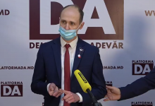 Photo of video | Cine are dreptate? Supărat foc, Năstase explică de ce l-a îndemnat pe deputatul Vovc să nu fie „răutăcios” în direct
