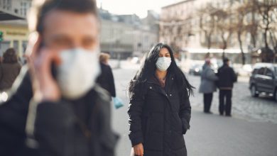 Photo of Un bărbat fără mască și un câine fără botniță au băgat în izolator doi polițiști. Oamenii legii, cercetați pentru corupere pasivă