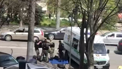 Photo of video | Alertă la Buiucani: Un șofer a alertat forțele de ordine după ce a depistat sub mașină un obiect suspect