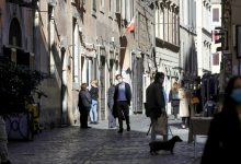 Photo of Oamenii dintr-o localitate italiană, superimuni la virus! Cum au ajuns să aibă mai mulți anticorpi decât alții care au suportat COVID-19?