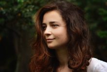 Photo of interviu | „Hai să facem artă-n mahala”. Actrița Marcela Nistor: M-a întrebat de ce plec, „de dragoste de țară”, am zis 