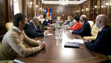 Photo of Greceanîi a convocat din nou Guvernul interimar și primarul capitalei la Parlament. Subiectele puse în discuție