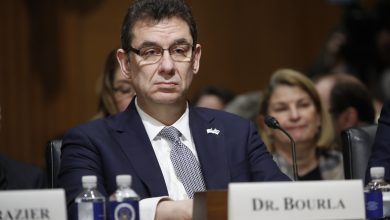 Photo of Directorul Pfizer: „Covid-19 va deveni ca gripa. Ne vom vaccina şi ne vom trăi vieţile normal”