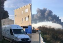 Photo of foto, update | Arde un depozit de vopsea de pe Calea Basarabiei. Au fost mobilizate 15 echipaje și 60 de pompieri